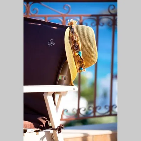 Nikis Seaside House Vlichadia