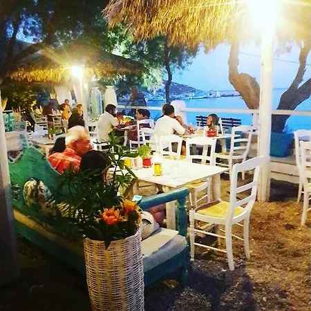 Nikis Seaside House Vlichadia