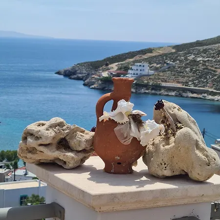 Nikis Seaside House * Vlichadia