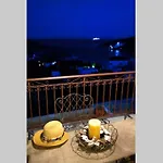 Nikis Seaside House