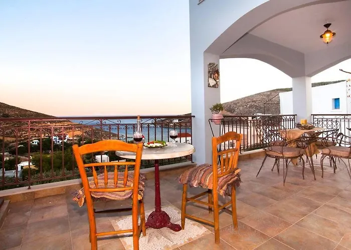 Nikis Seaside House Tatil Evi *