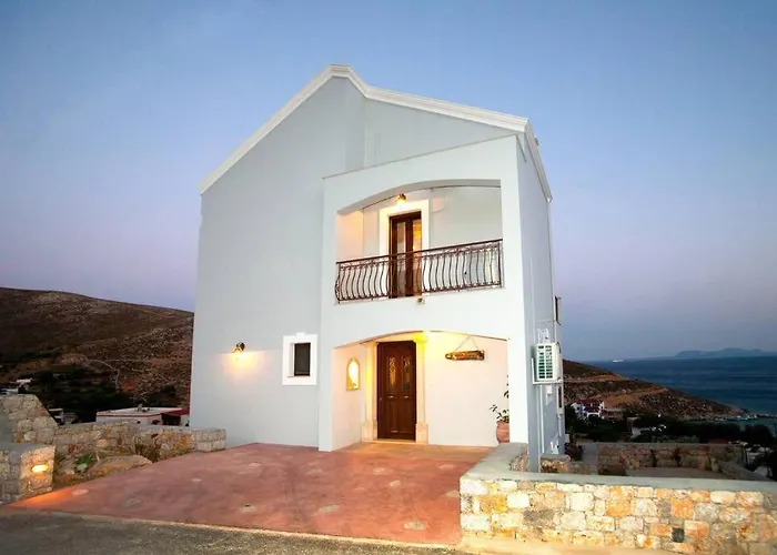 Nikis Seaside House Tatil Evi