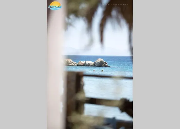 Nikis Seaside House Tatil Evi