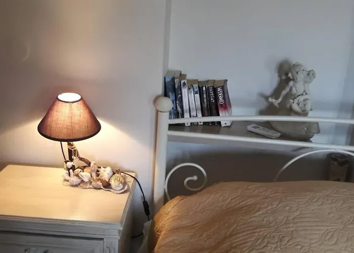 Nikis Seaside House Tatil Evi