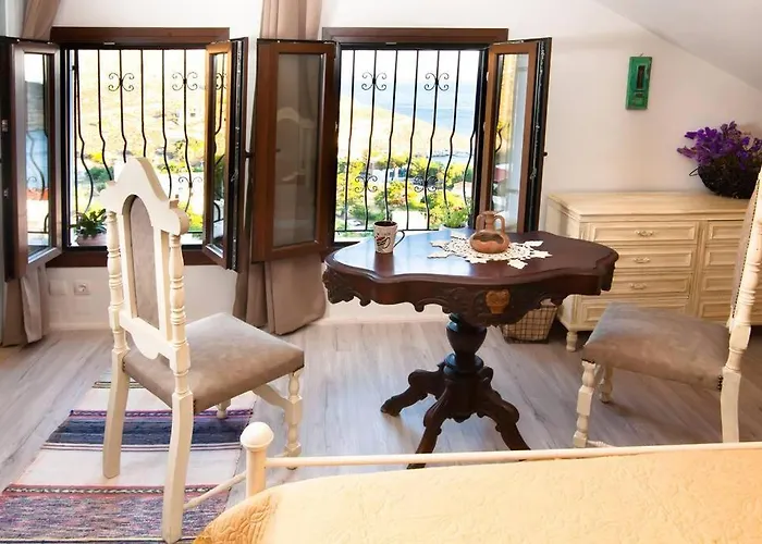 Nikis Seaside House Vlichadia